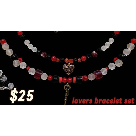 Gold Lock and key bracelet sets - Picture 1 of 7